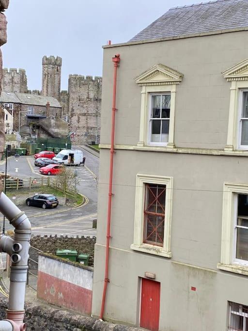 Siop Iwan A Menna Leilighet Caernarfon Eksteriør bilde